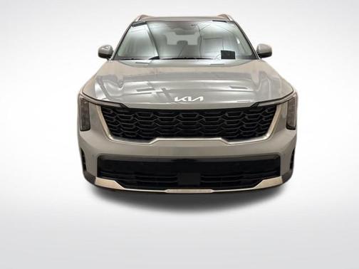 Gray 2025 Kia Sorento S