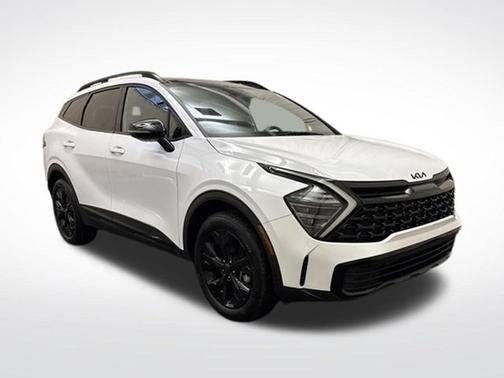 White Pearl 2025 Kia Sportage X-Line