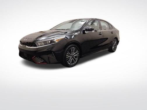 Aurora Black 2024 Kia Forte GT-Line