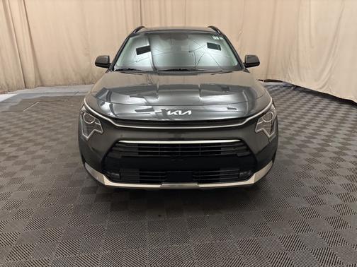 2024 Kia Niro EX Touring