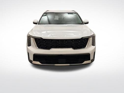 Glacial White Pearl 2025 Kia Sorento S