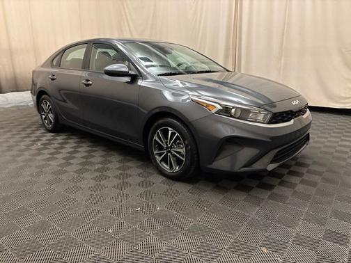 Gray 2024 Kia Forte LXS