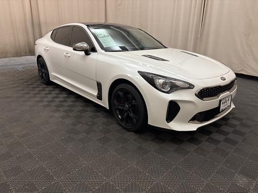 2021 Kia Stinger GT-Line