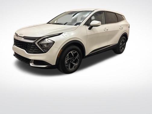 Snow White Pearl 2023 Kia Sportage LX