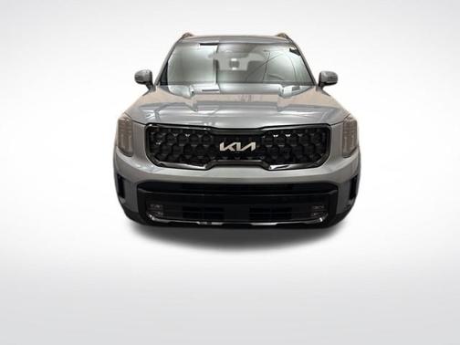 Silver 2024 Kia Telluride SX X-Line