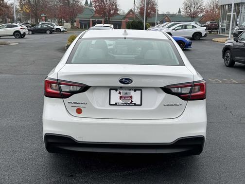 2022 Subaru Legacy 