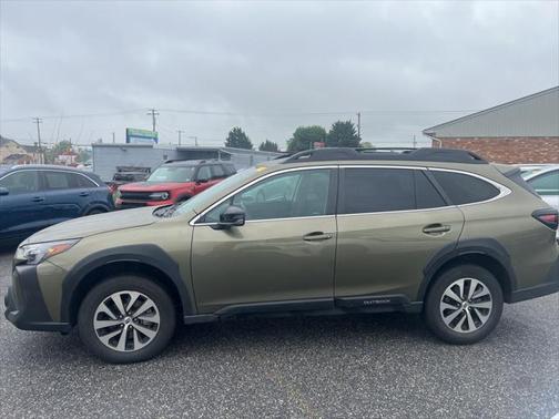 2023 Subaru Outback Premium
