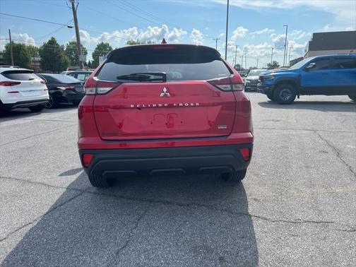 2022 Mitsubishi Eclipse Cross LE