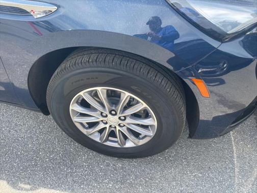 2022 Buick Enclave AWD Essence