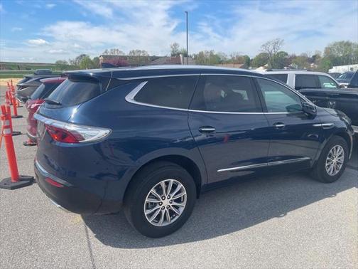 2022 Buick Enclave AWD Essence
