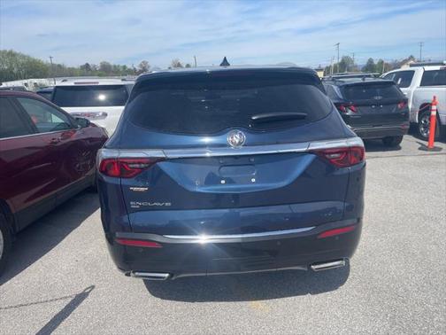 2022 Buick Enclave AWD Essence