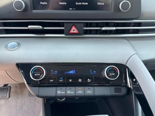 2025 Hyundai ELANTRA HEV Blue
