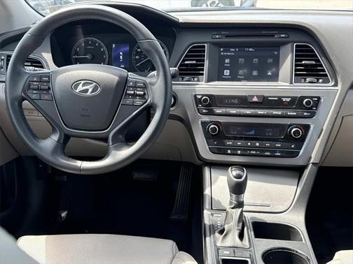 2017 Hyundai SONATA Limited
