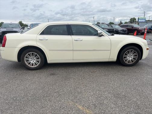 2010 Chrysler 300 Touring