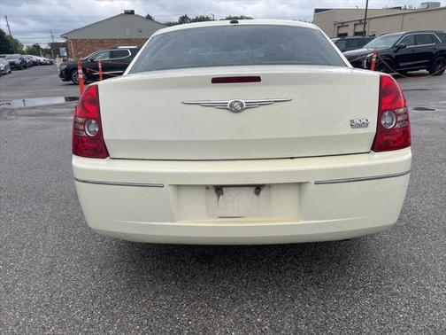 2010 Chrysler 300 Touring