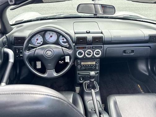 2000 Toyota MR2 Base