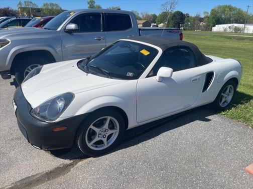 2000 Toyota MR2 Base
