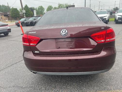 2012 Volkswagen Passat 2.5 SE