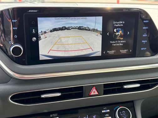 2023 Hyundai SONATA Hybrid SE