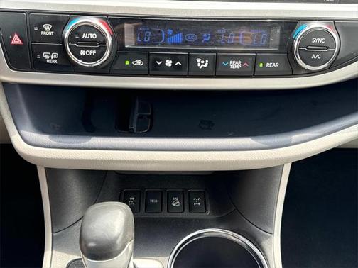 2014 Toyota Highlander LE Plus