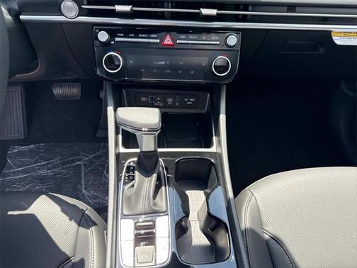 2025 Hyundai SANTA CRUZ SEL Activity