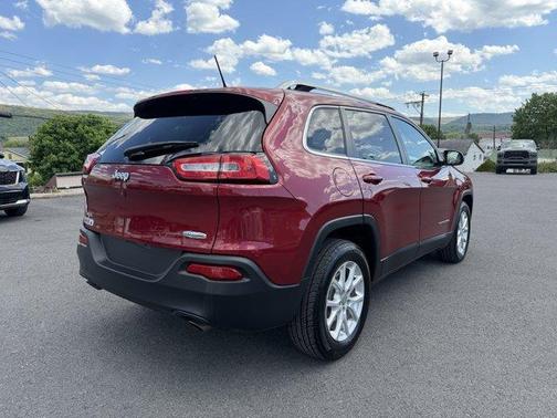 Deep Cherry Red Crystal 2014 Jeep Cherokee Latitude