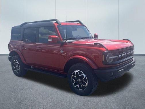 Red 2022 Ford Bronco Outer Banks
