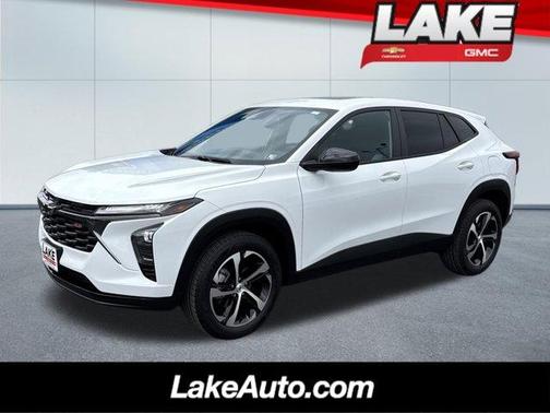 White 2024 Chevrolet Trax 1RS