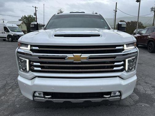 Pearl 2023 Chevrolet Silverado 3500 High Country