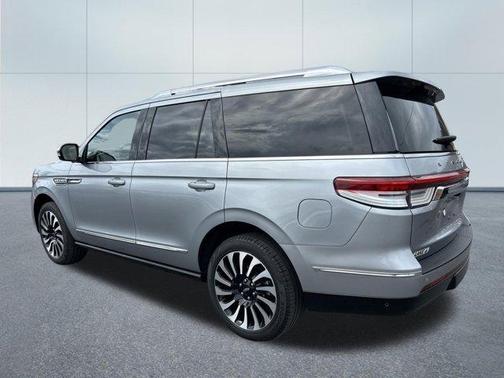 Silver Radiance 2023 Lincoln Navigator Black Label
