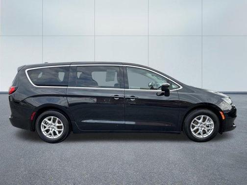 Brilliant Black 2023 Chrysler Voyager LX