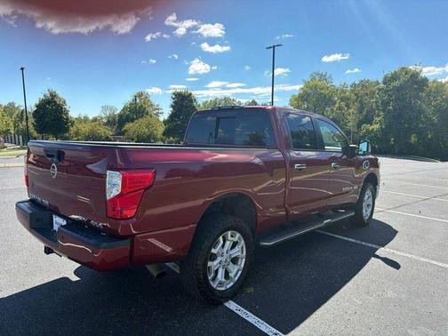 2019 Nissan Titan XD SV