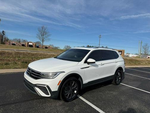 2022 Volkswagen Tiguan 2.0T SE