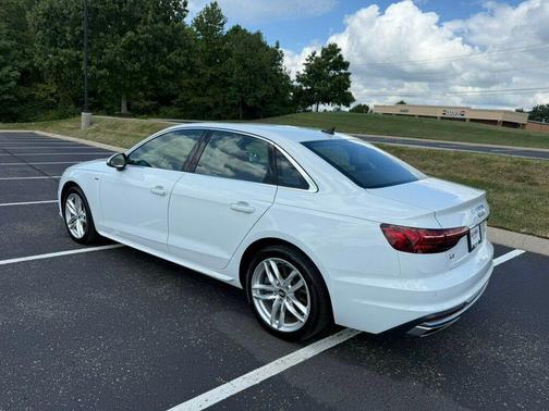 2021 Audi A4 45 S line quattro Premium