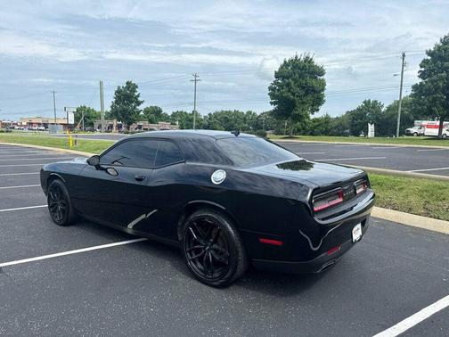 2017 Dodge Challenger SXT