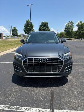Manhattan Gray Metallic 2021 Audi Q5 45 Premium