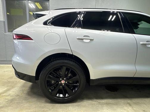 Hakuba Silver 2023 Jaguar F-PACE S P250 AWD Automatic