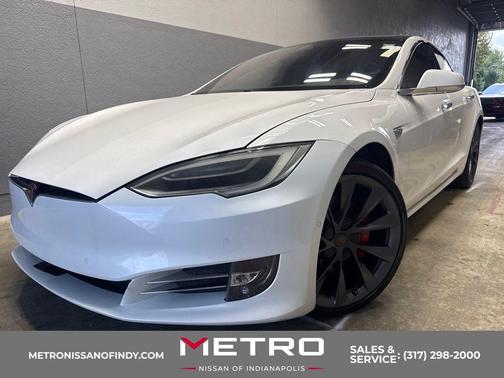 Pearl White Multi-Coat 2018 Tesla Model S P100D