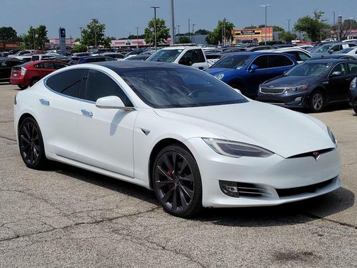 Pearl White Multi-Coat 2018 Tesla Model S P100D
