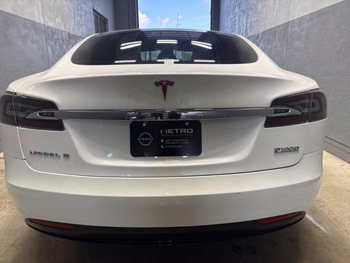 Pearl White Multi-Coat 2018 Tesla Model S P100D