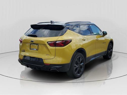 Nitro Yellow Metallic 2022 Chevrolet Blazer RS