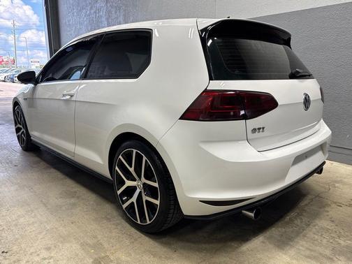 Pure White 2016 Volkswagen Golf GTI 2.0T S 4-Door