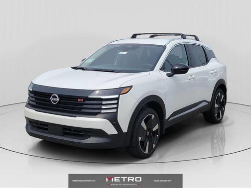 Aspen White Tricoat 2026 Nissan Kicks SR