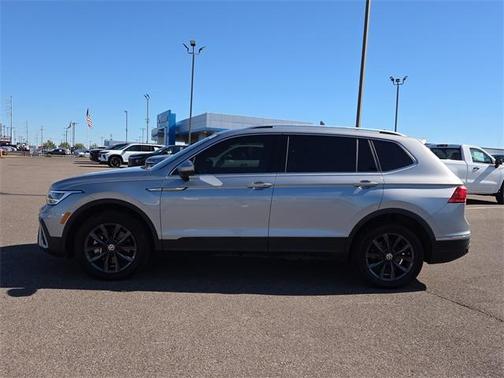 2022 Volkswagen Tiguan 2.0T SE