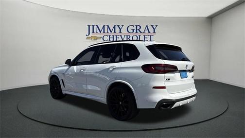2022 BMW X5 M50i