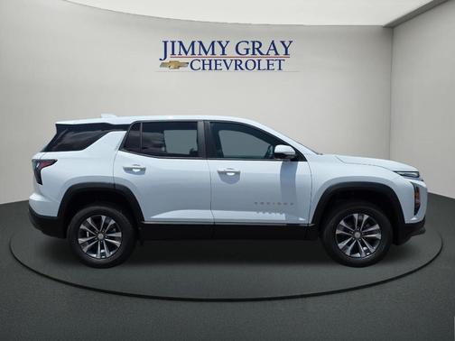 Summit White 2026 Chevrolet Equinox LT