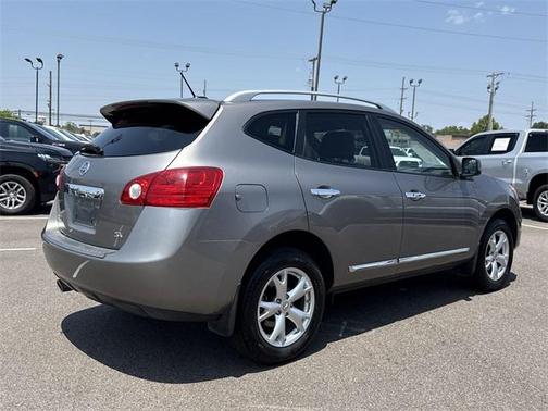 2011 Nissan Rogue SV