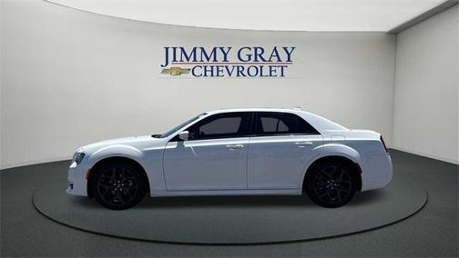 2022 Chrysler 300 Touring L