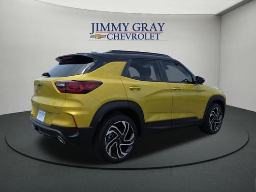 Nitro Yellow 2025 Chevrolet Trailblazer RS