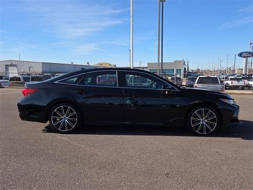 2019 Toyota Avalon XLE Touring